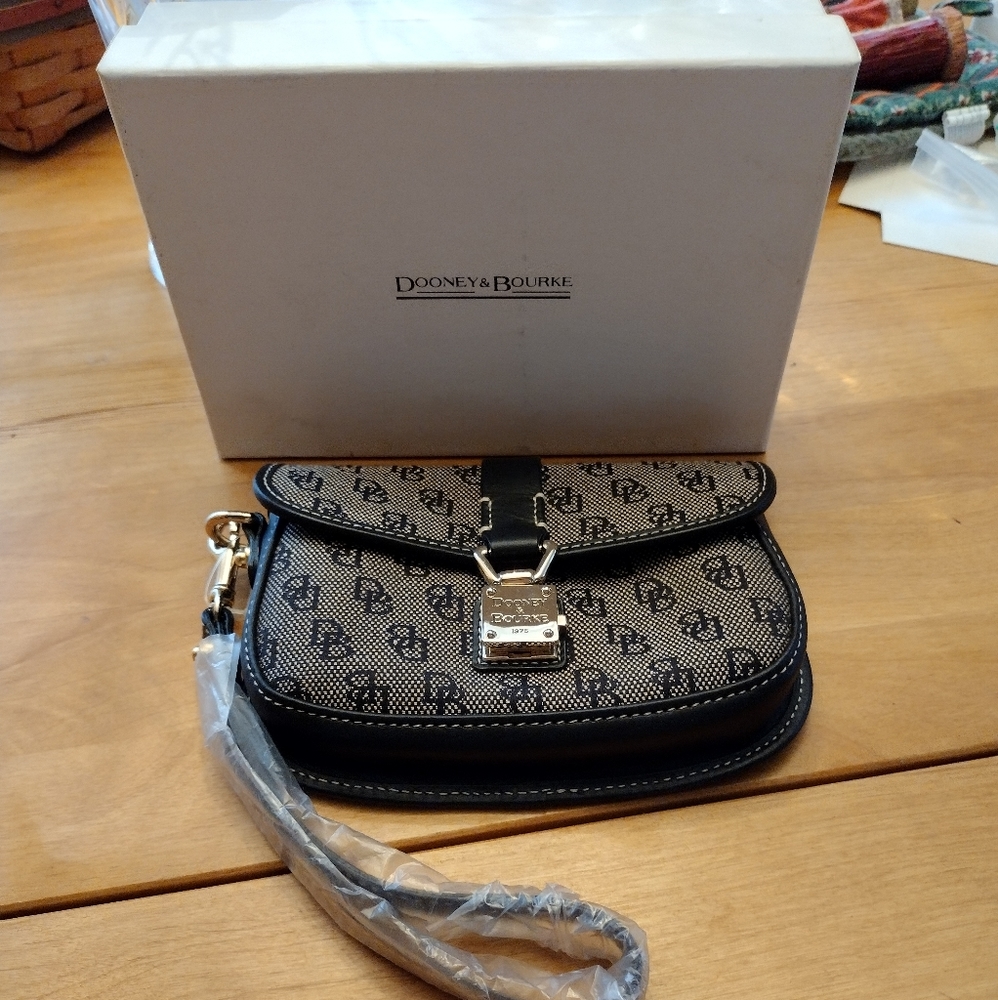 Dooney & Bourke Wristlet with Registration Card!